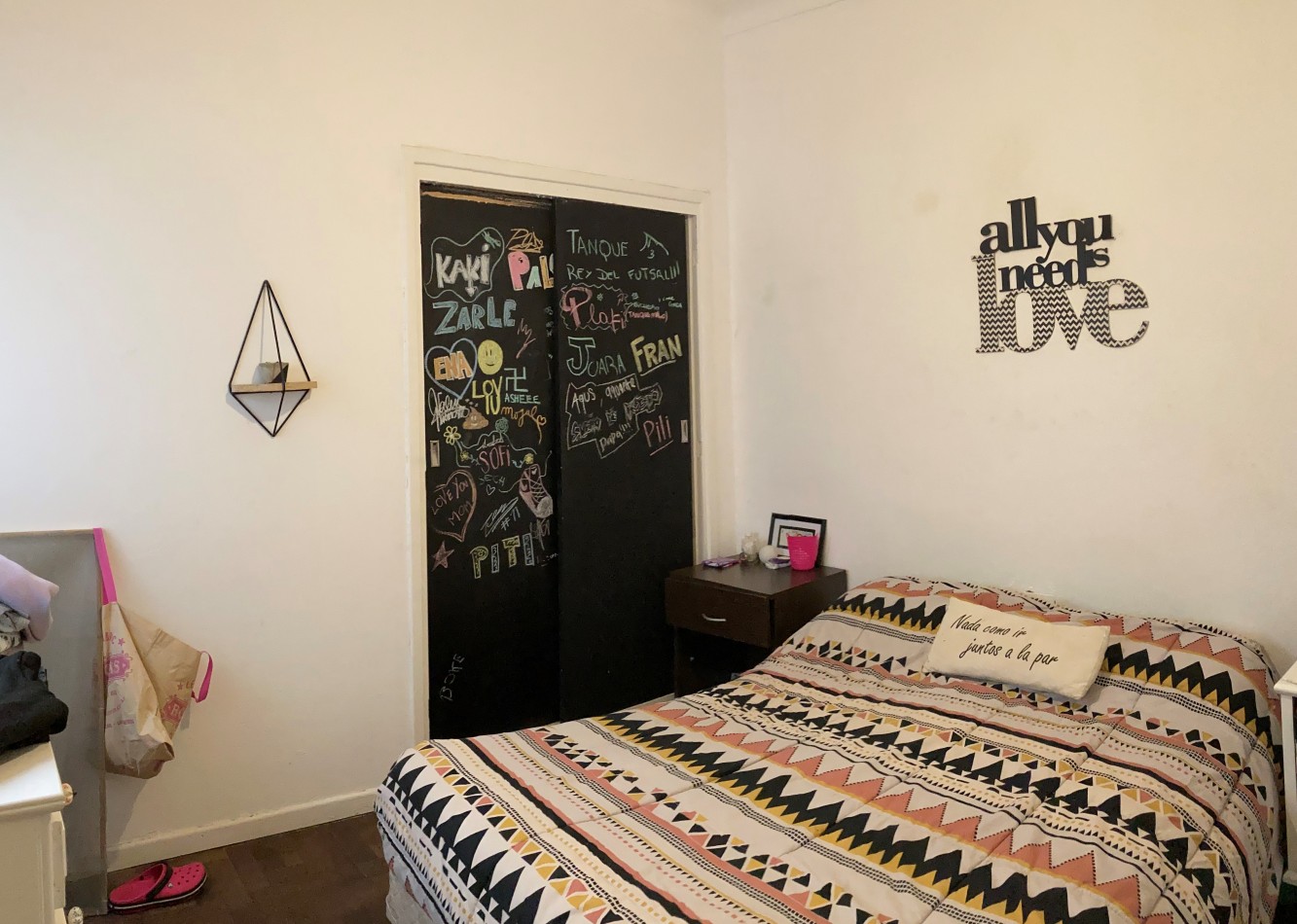 Departamento de 2 Ambientes con Dependencia