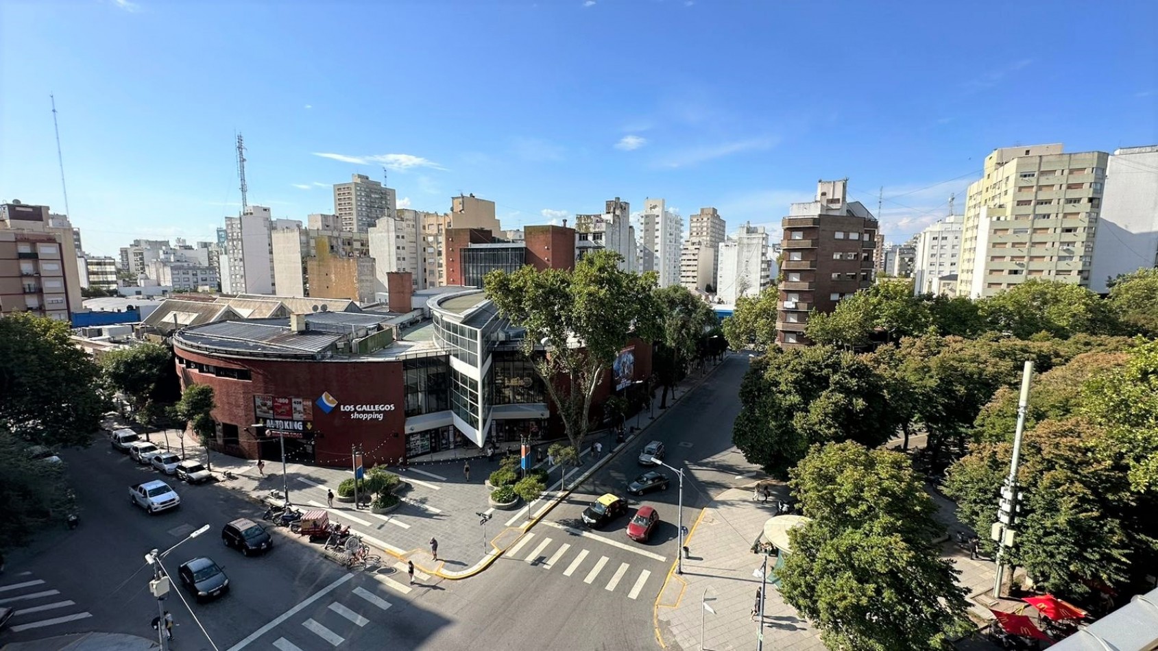 Departamento 3 Ambientes a la calle con Balcon