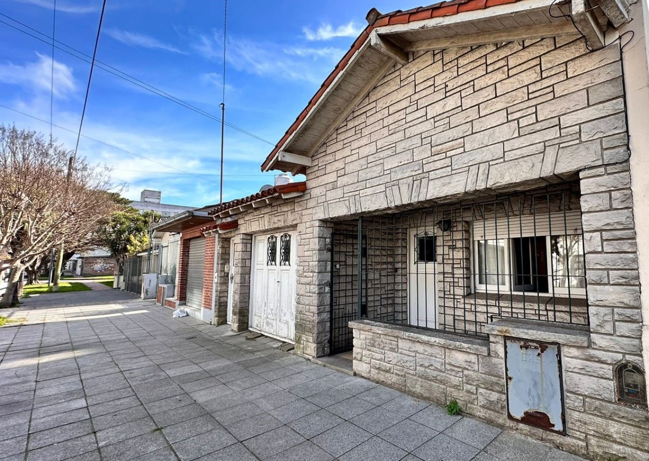 Foto Casa en Venta en Mar Del Plata, Buenos Aires - U$D 129.000 - pix98470967 - BienesOnLine