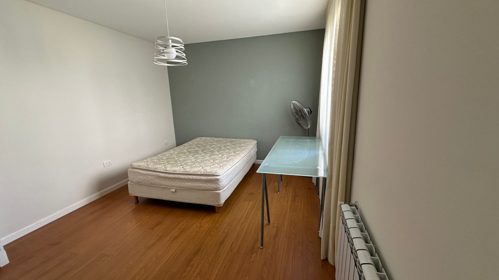 Chalet 4 Ambientes con Garage Doble (en P.H. totalmente independiente)