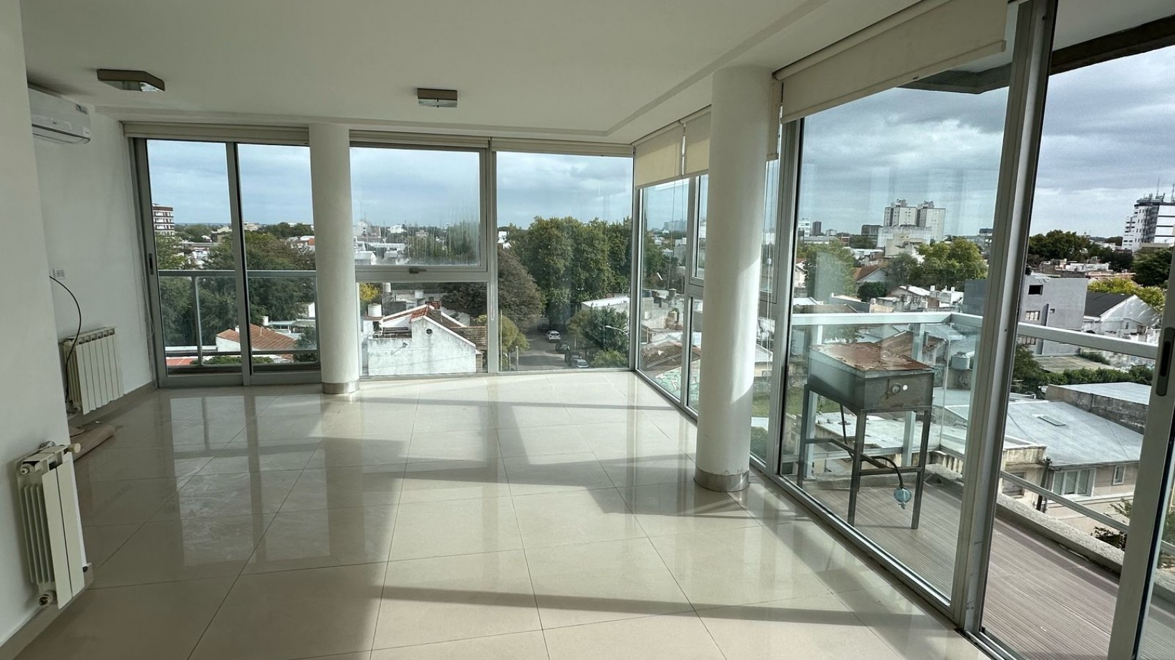 Alquiler Piso 3 Ambientes con Cochera