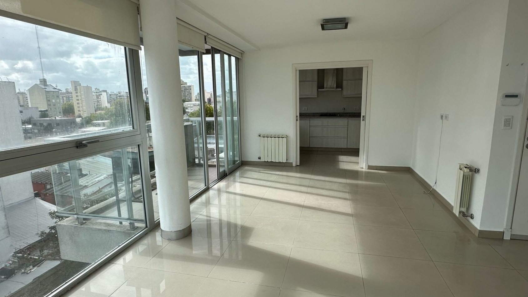 Alquiler Piso 3 Ambientes con Cochera
