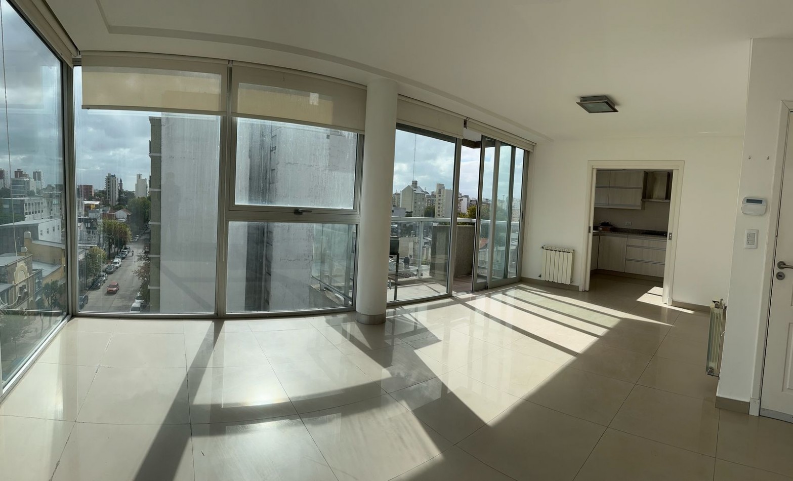 Alquiler Piso 3 Ambientes con Cochera