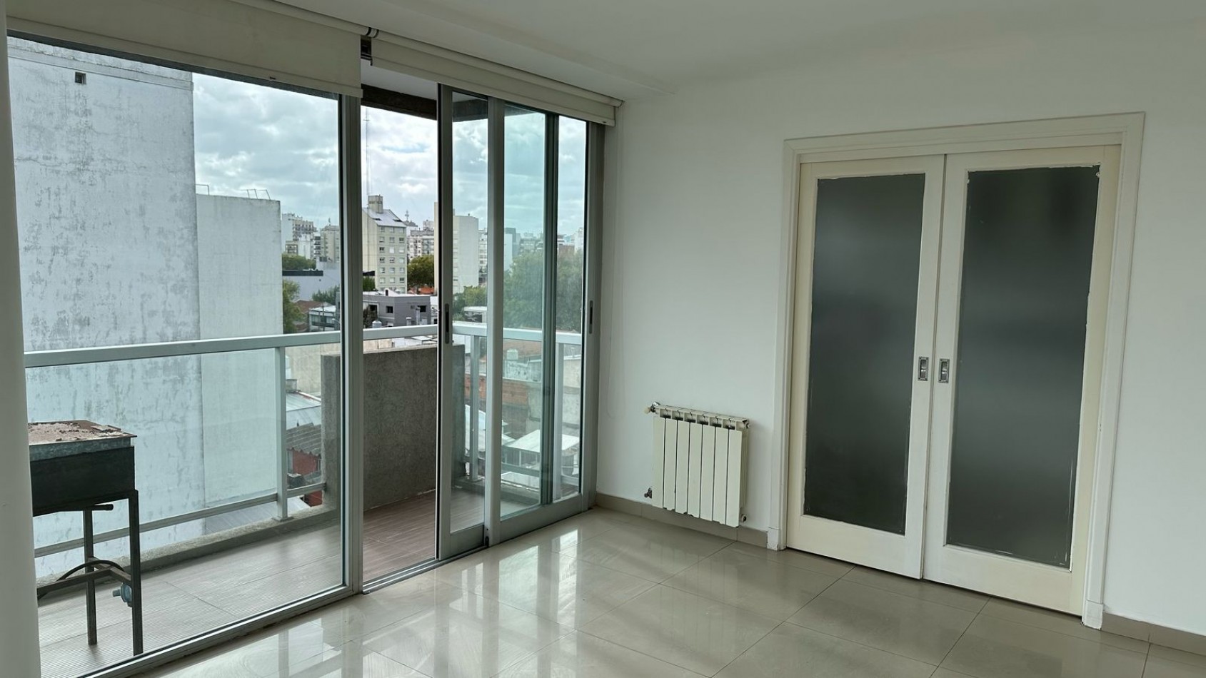 Alquiler Piso 3 Ambientes con Cochera