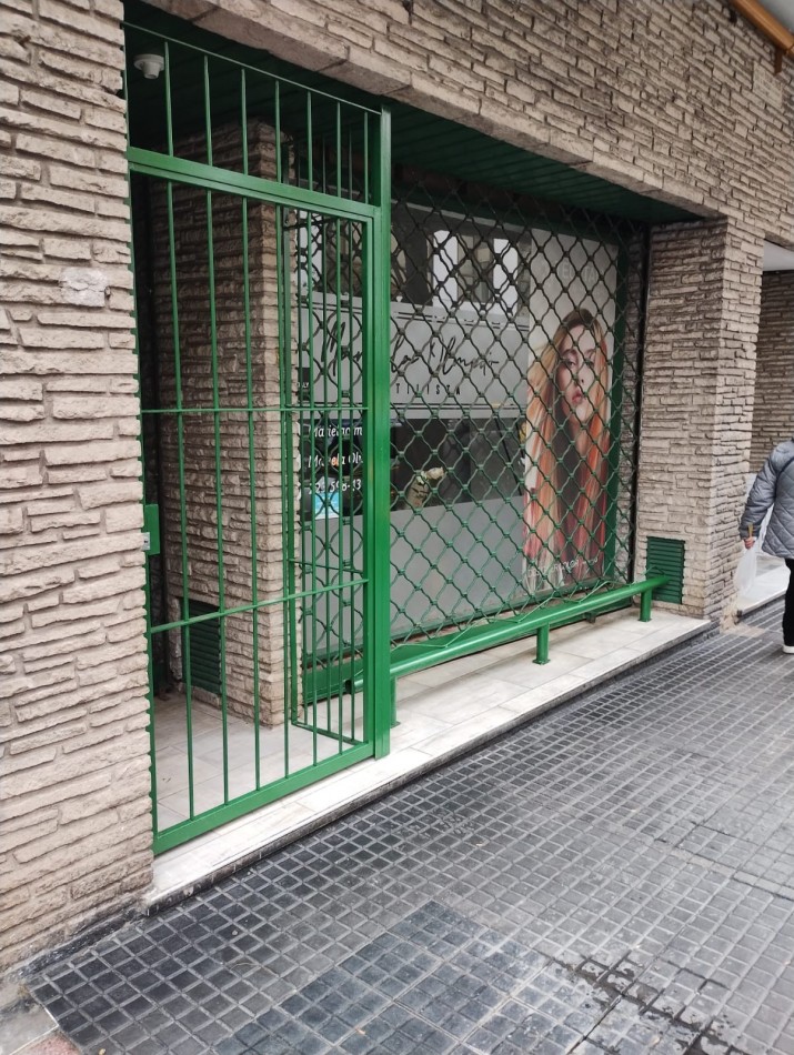 Local Comercial en Alquiler Prox Shopping Los Gallegos