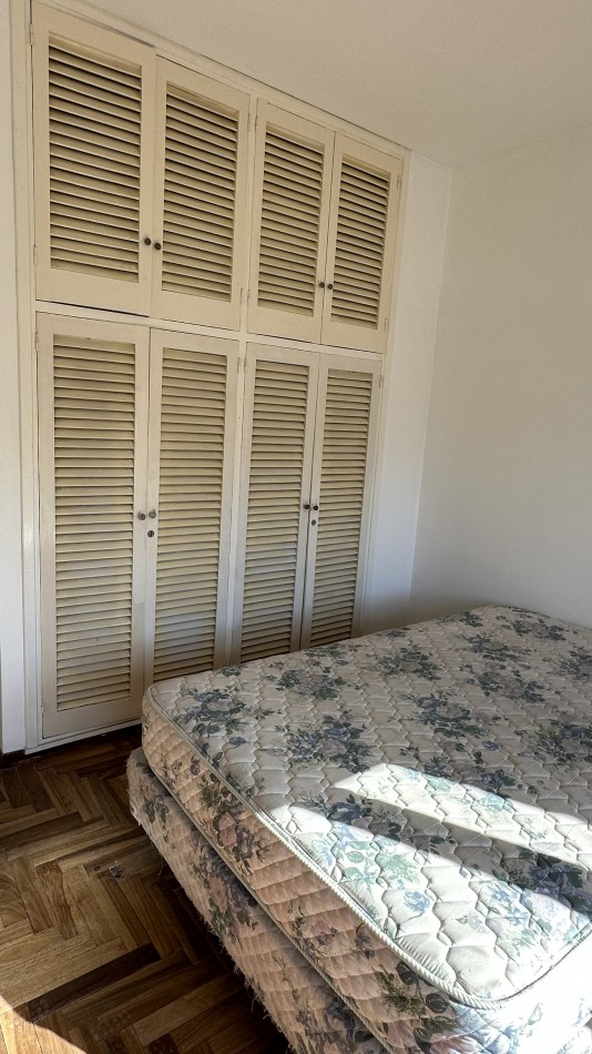 Departamento 3 Ambientes a la Calle con Balcon 