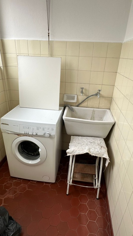 Departamento 3 Ambientes a la Calle con Balcon 