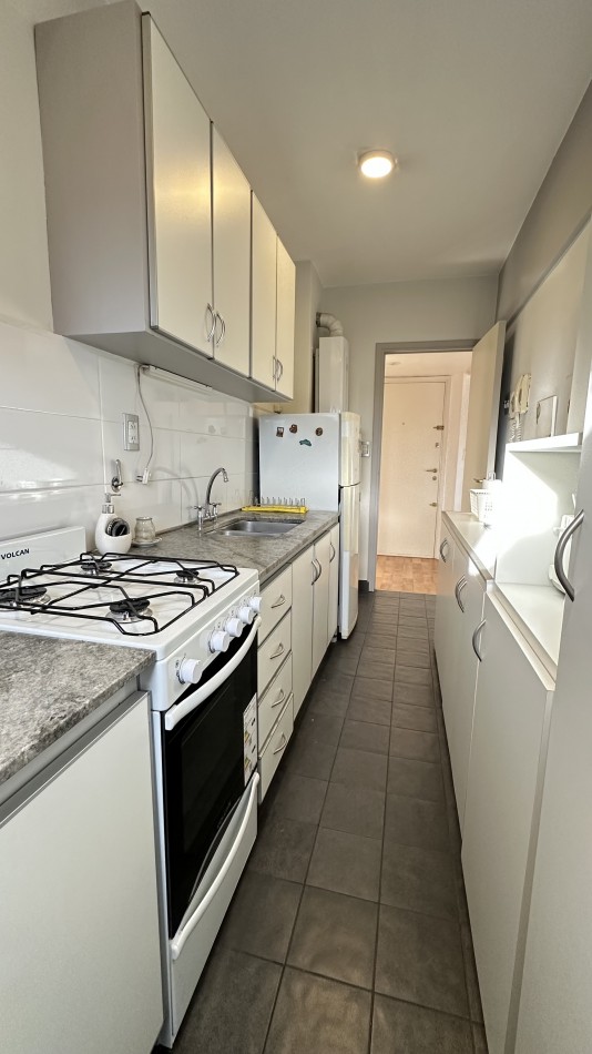 Alquiler Departamento 2 Ambientes con Cochera