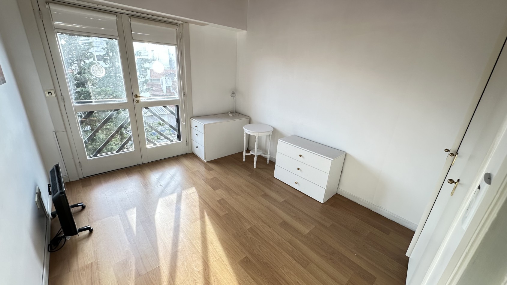 Alquiler Departamento 2 Ambientes con Cochera