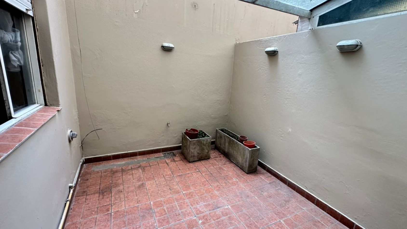 Departamento 2 Ambientes con Patio