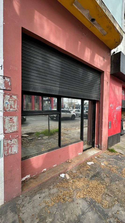 ALQUILER LOCAL p/DEPOSITO