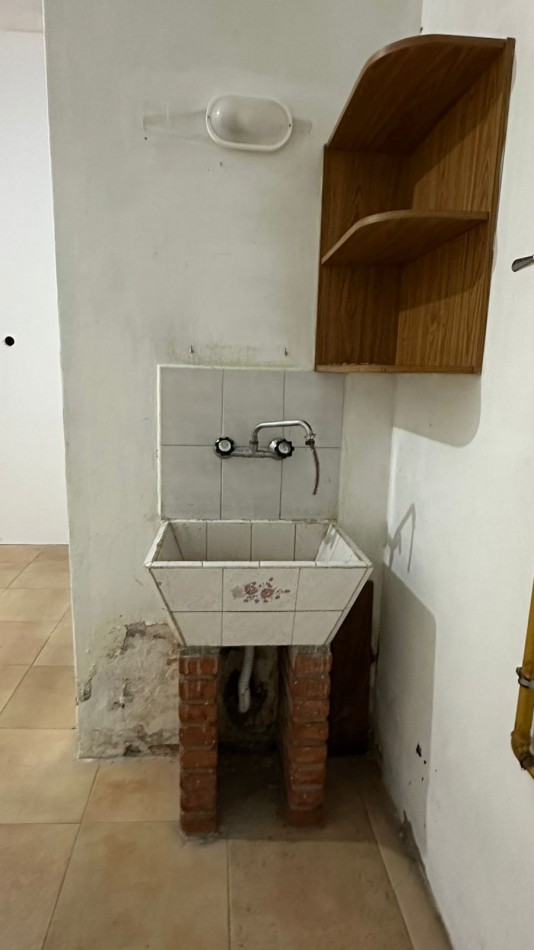 ALQUILER LOCAL p/DEPOSITO