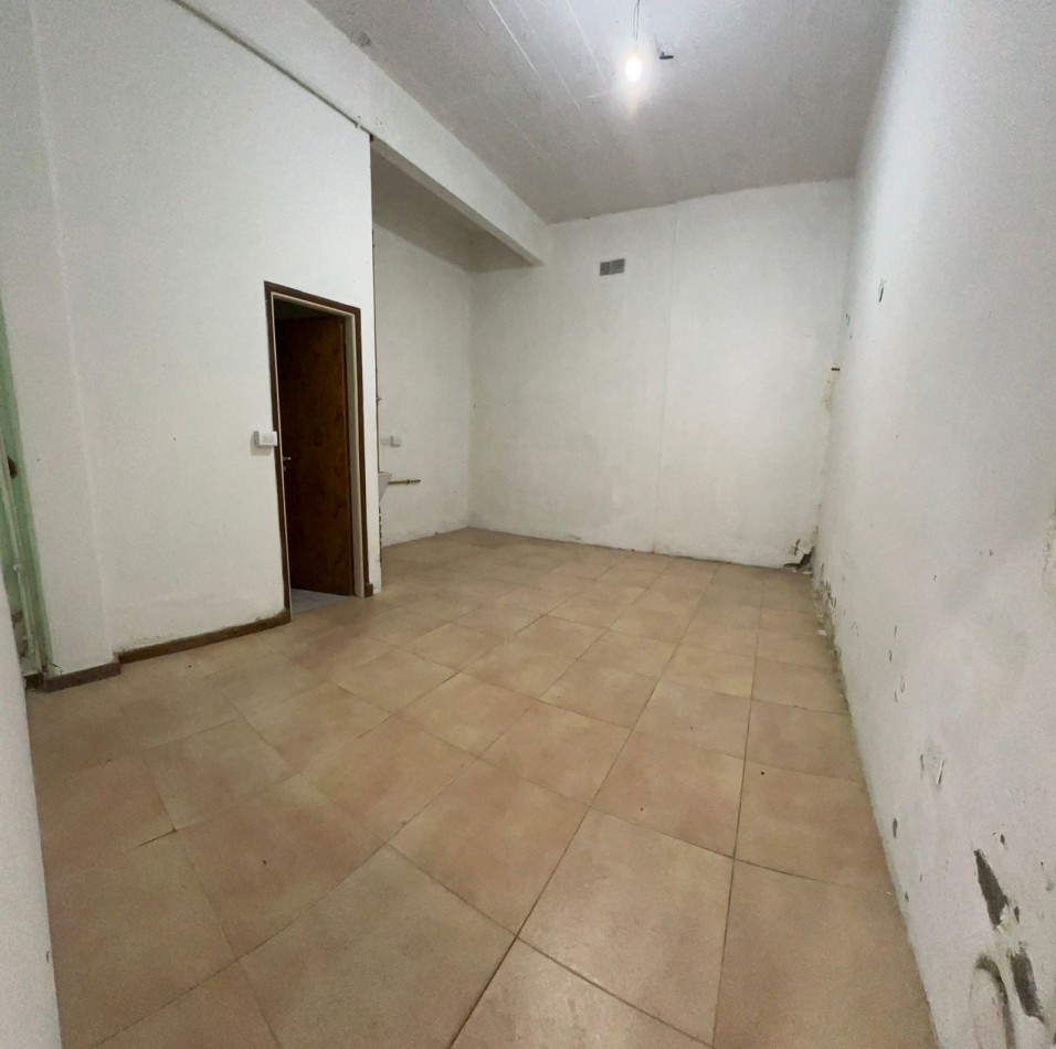 ALQUILER LOCAL p/DEPOSITO