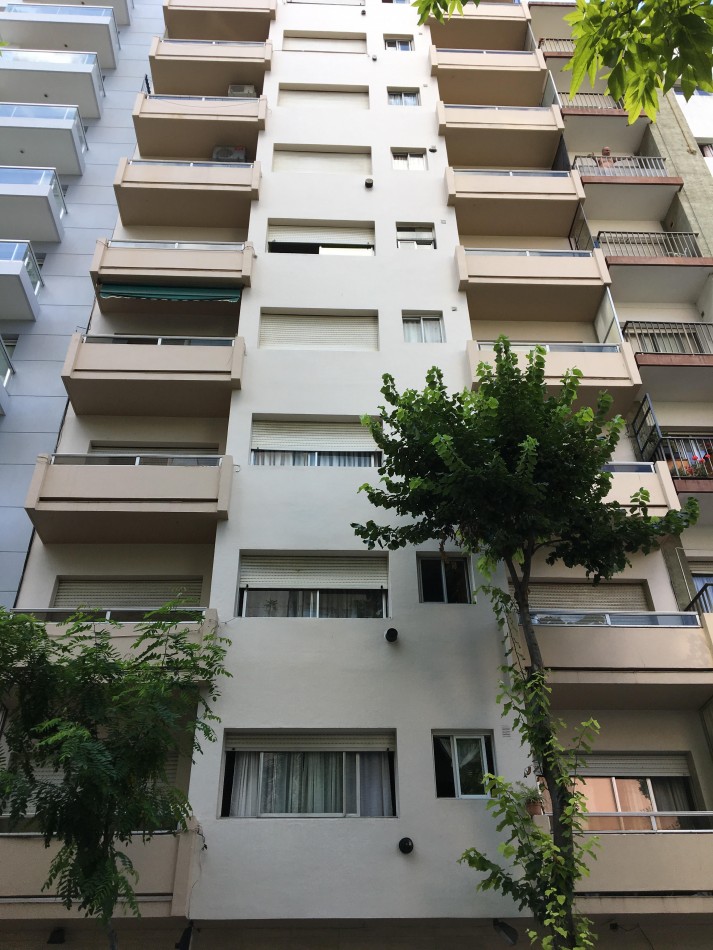 Departamento 2 Ambientes a la Calle con Balcon