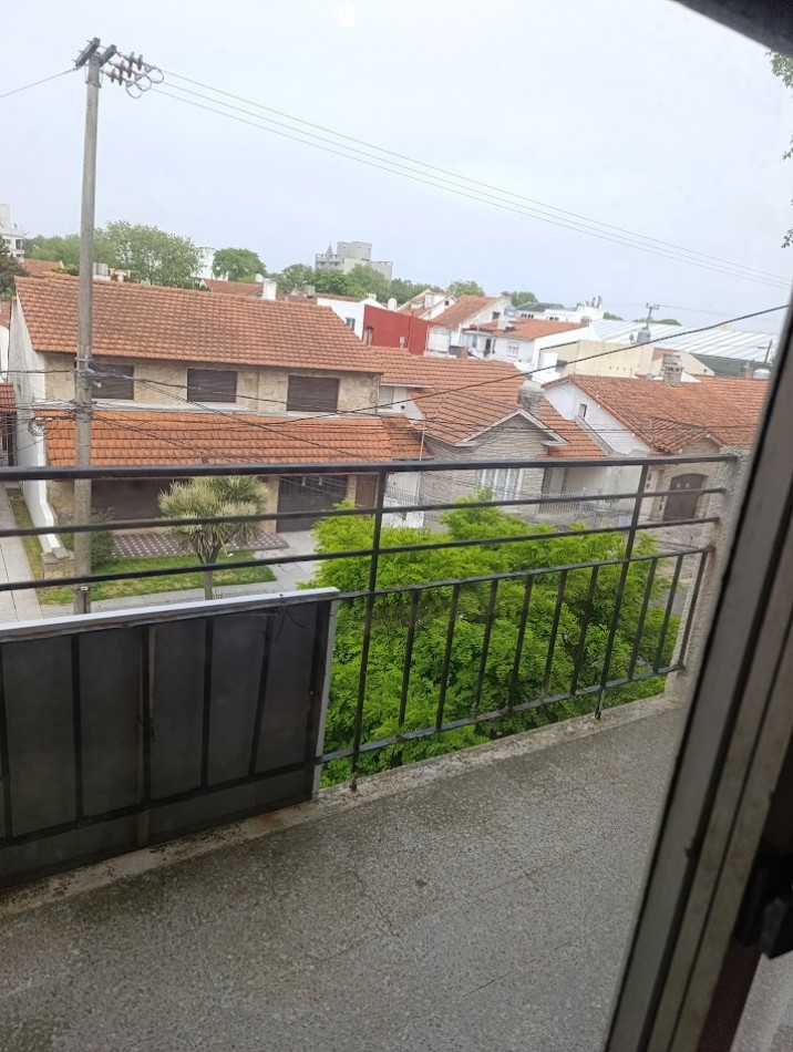 Departamento 3 Ambientes PARA RECICLAR en LA PERLA