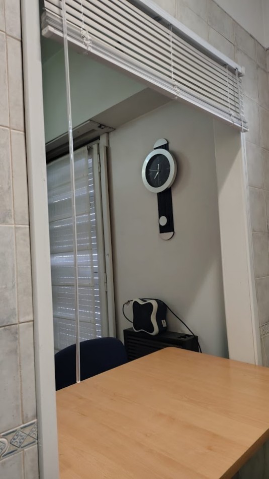 Departamento 1 Ambiente a la Calle con Balcon