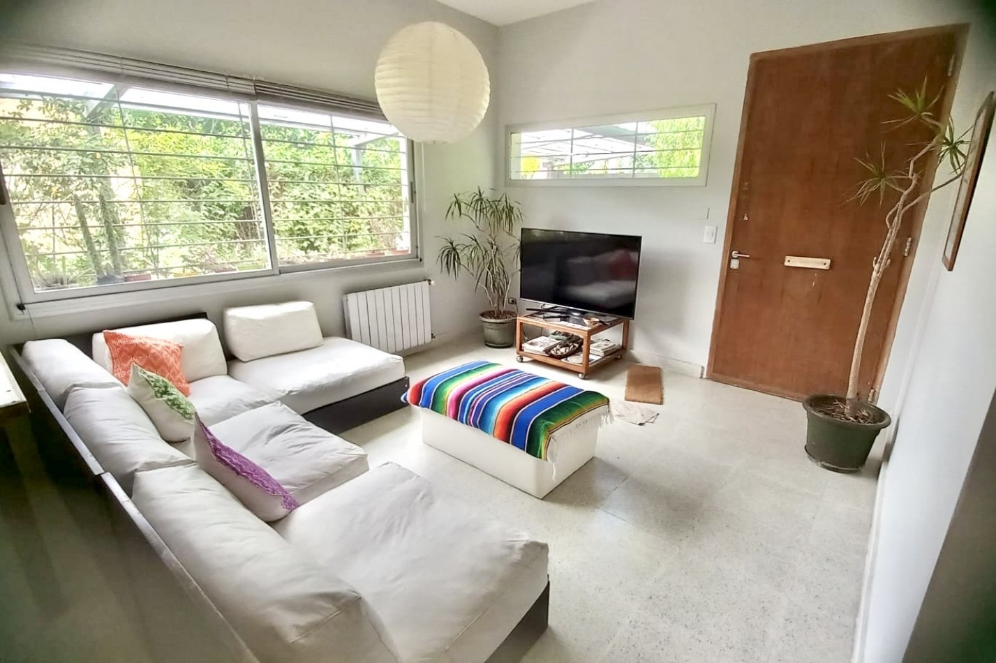 ALQUILER 24 MESES MODERNA CASA 3 AMBIENTES