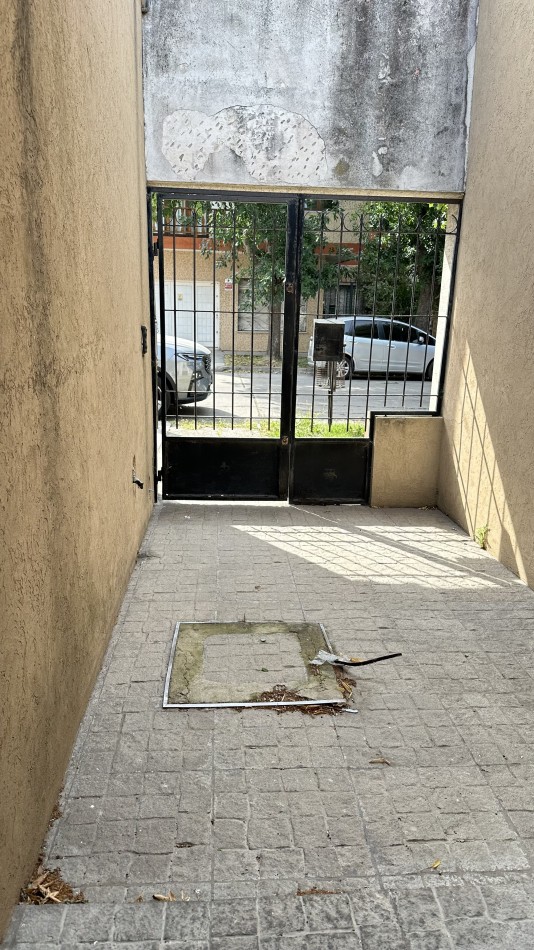 P.H. de 2 Ambientes con Patio