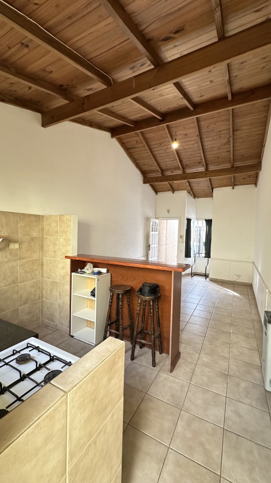 P.H. de 2 Ambientes con Patio