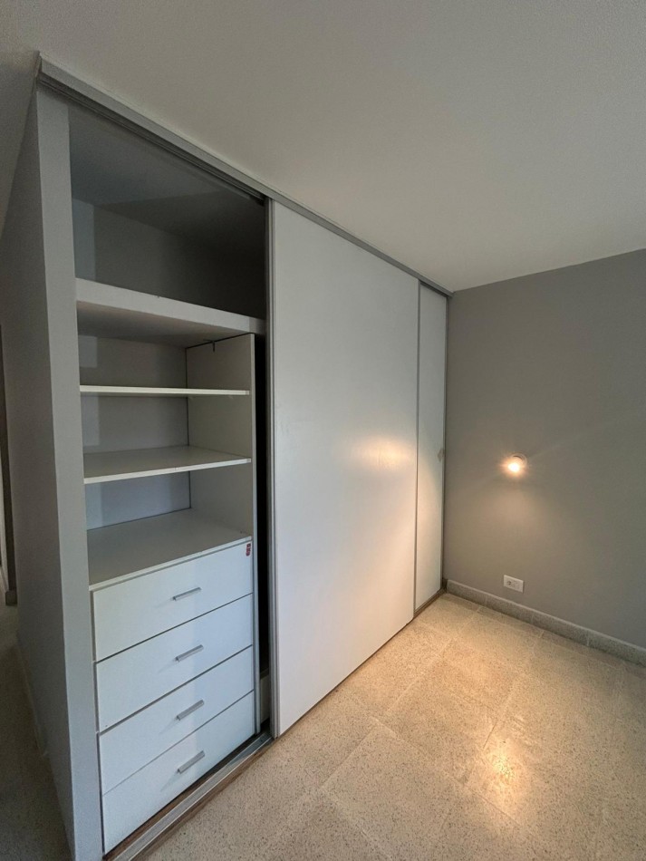 Moderna Casa 3 Ambientes con Entrada Autos (2) 