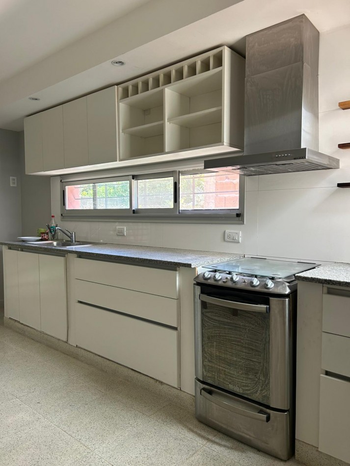 Moderna Casa 3 Ambientes con Entrada Autos (2) 