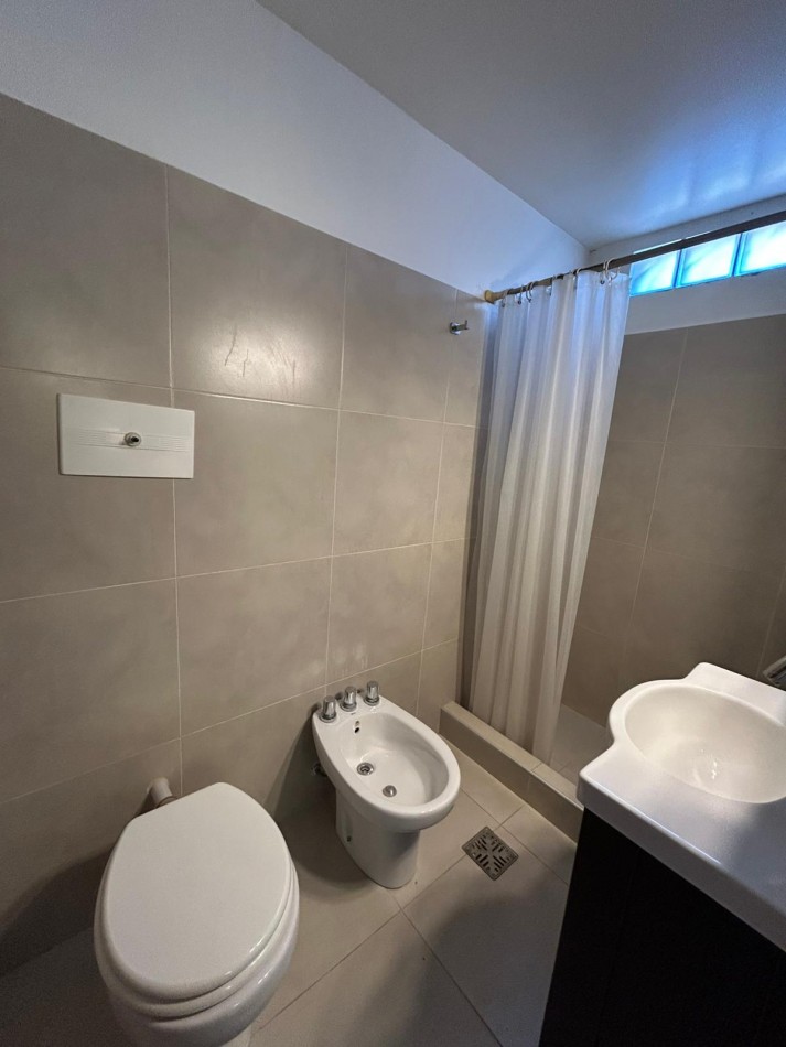 Moderna Casa 3 Ambientes con Entrada Autos (2) 