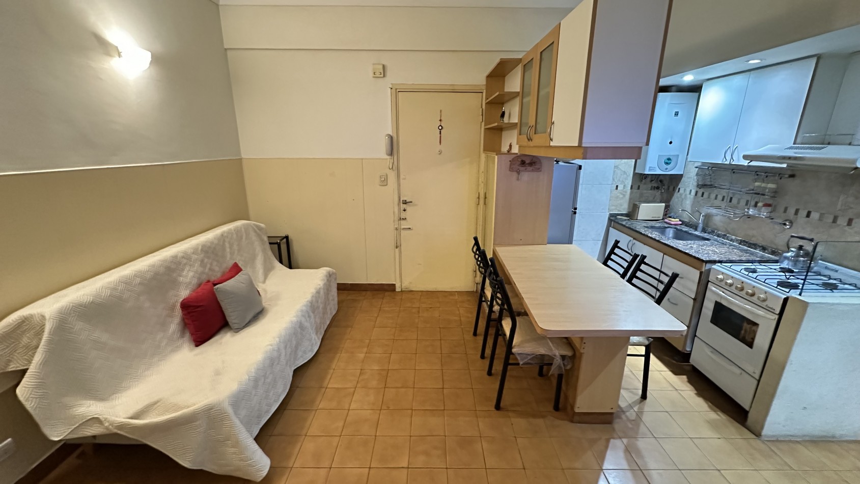 Departamento 2 Ambientes con Patio