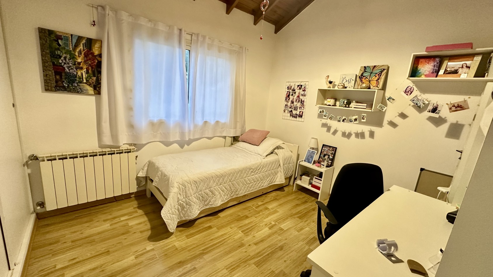 Chalet 6 Ambientes con Parque y Pileta