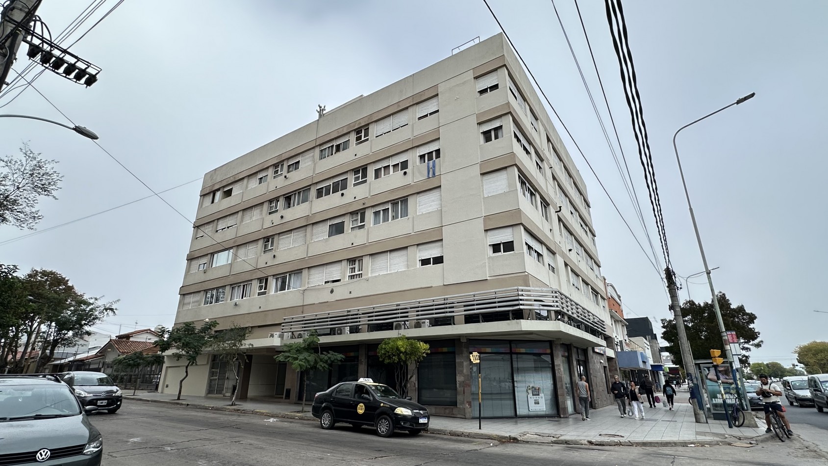 Departamento 2 Ambientes con Balcon cerrado