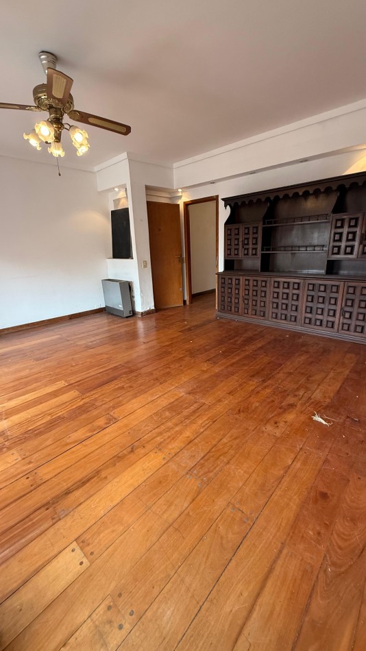 Departamento 3 Ambientes con Cochera en La Perla