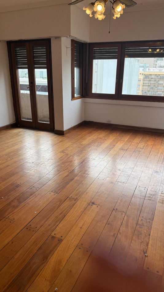 Departamento 3 Ambientes con Cochera en La Perla