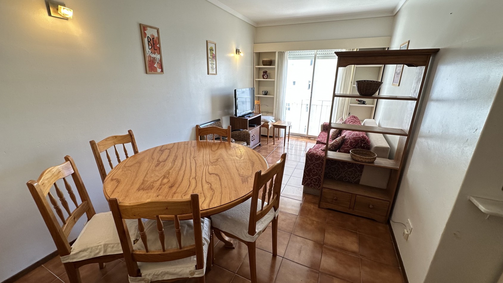 Departamento 2 Ambientes al Contrafrente con Cochera