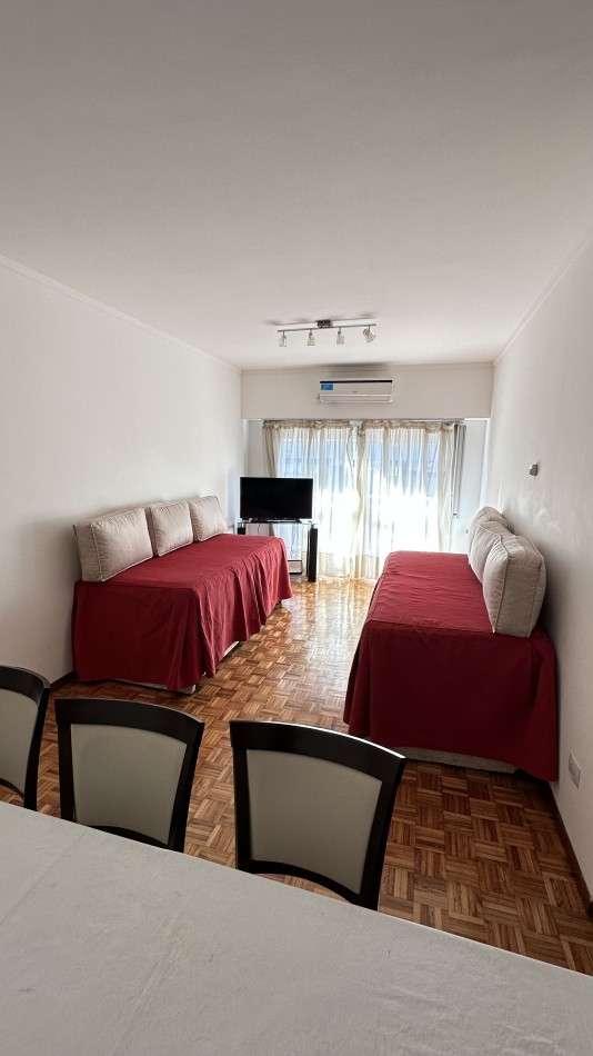 Departamento 3 Ambientes con Balcon en Alquiler Temporario