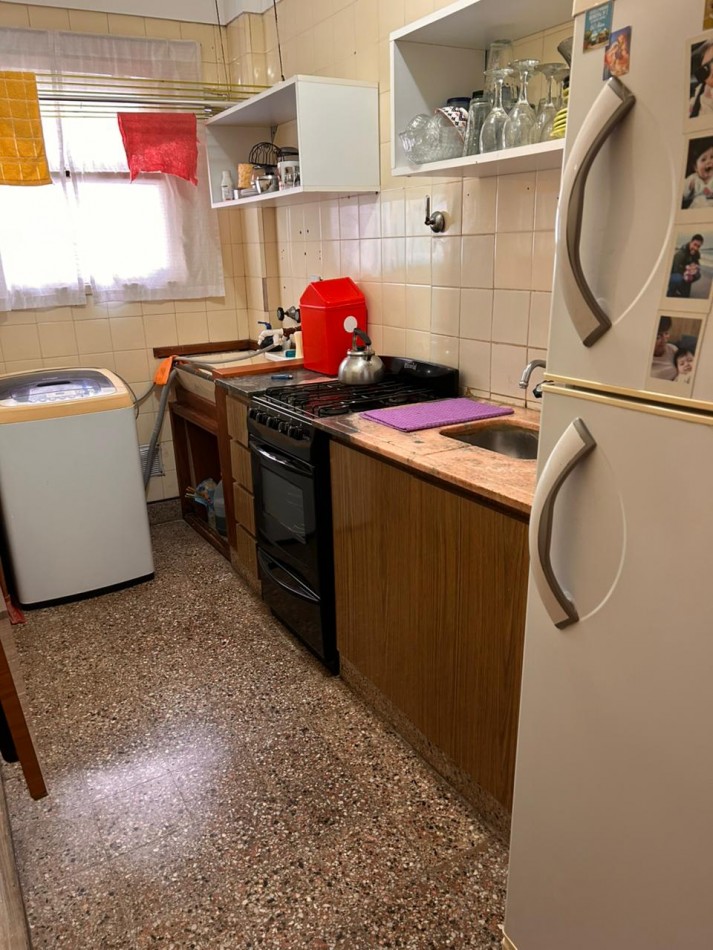 Departamento 2 Ambientes con Balcon y Vista Lateral al Mar