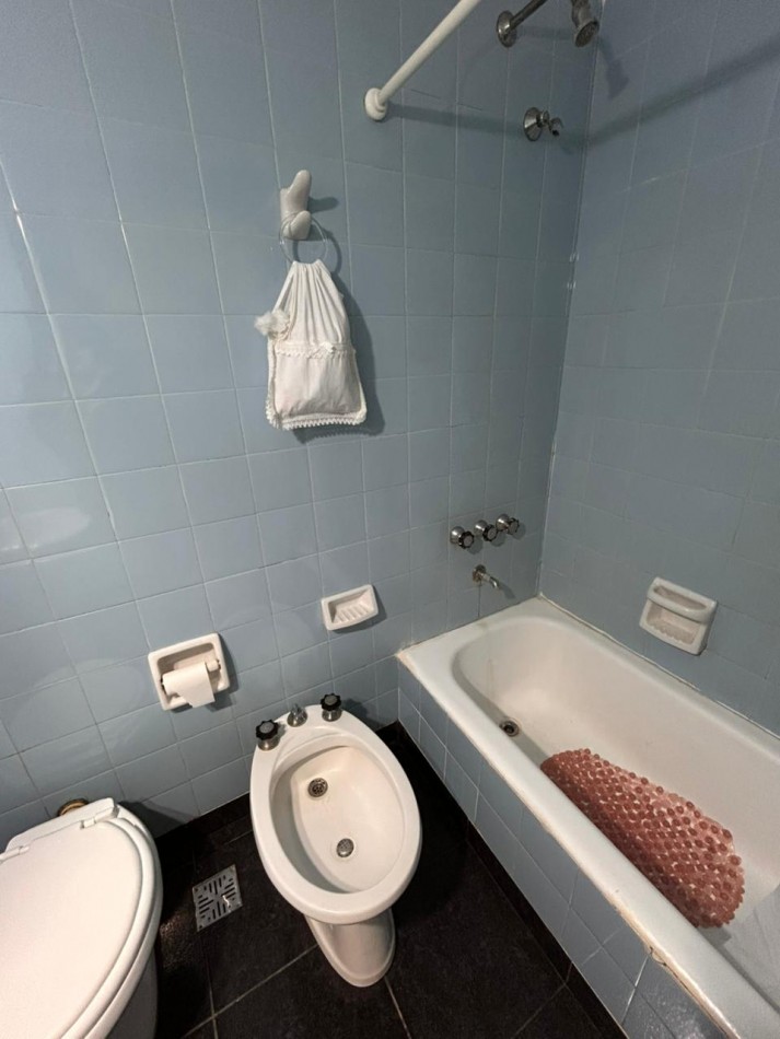 Departamento 2 Ambientes con Balcon y Vista Lateral al Mar