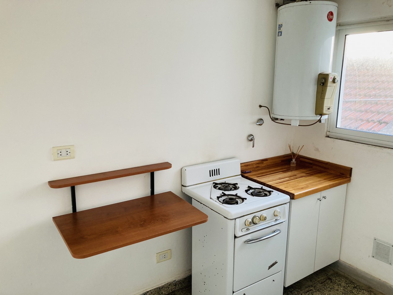 Departamento 2 Ambientes a la calle con Balcon