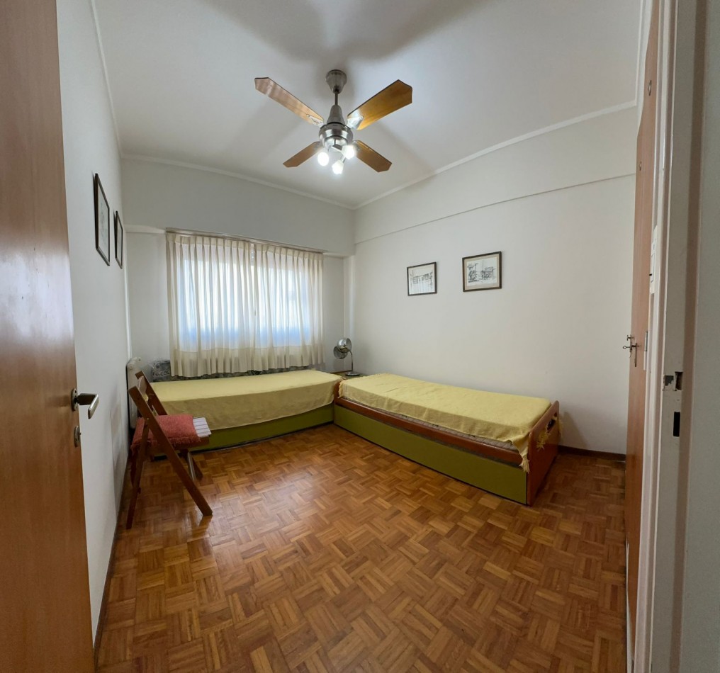 Departamento 3 Ambientes a la Calle con Balcon 