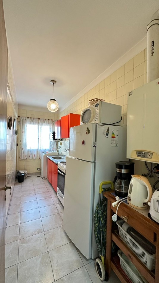 Departamento 3 Ambientes a la Calle con Balcon 