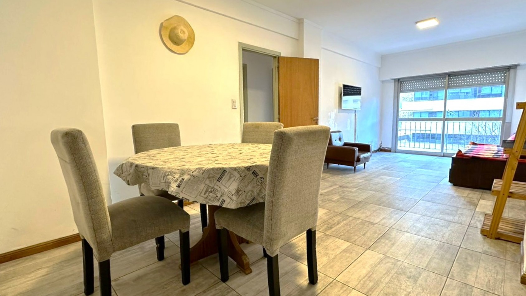 Departamento de 3 Ambientes c/Dep Servicio y Cochera