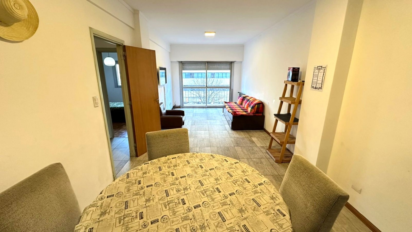 Departamento de 3 Ambientes c/Dep Servicio y Cochera