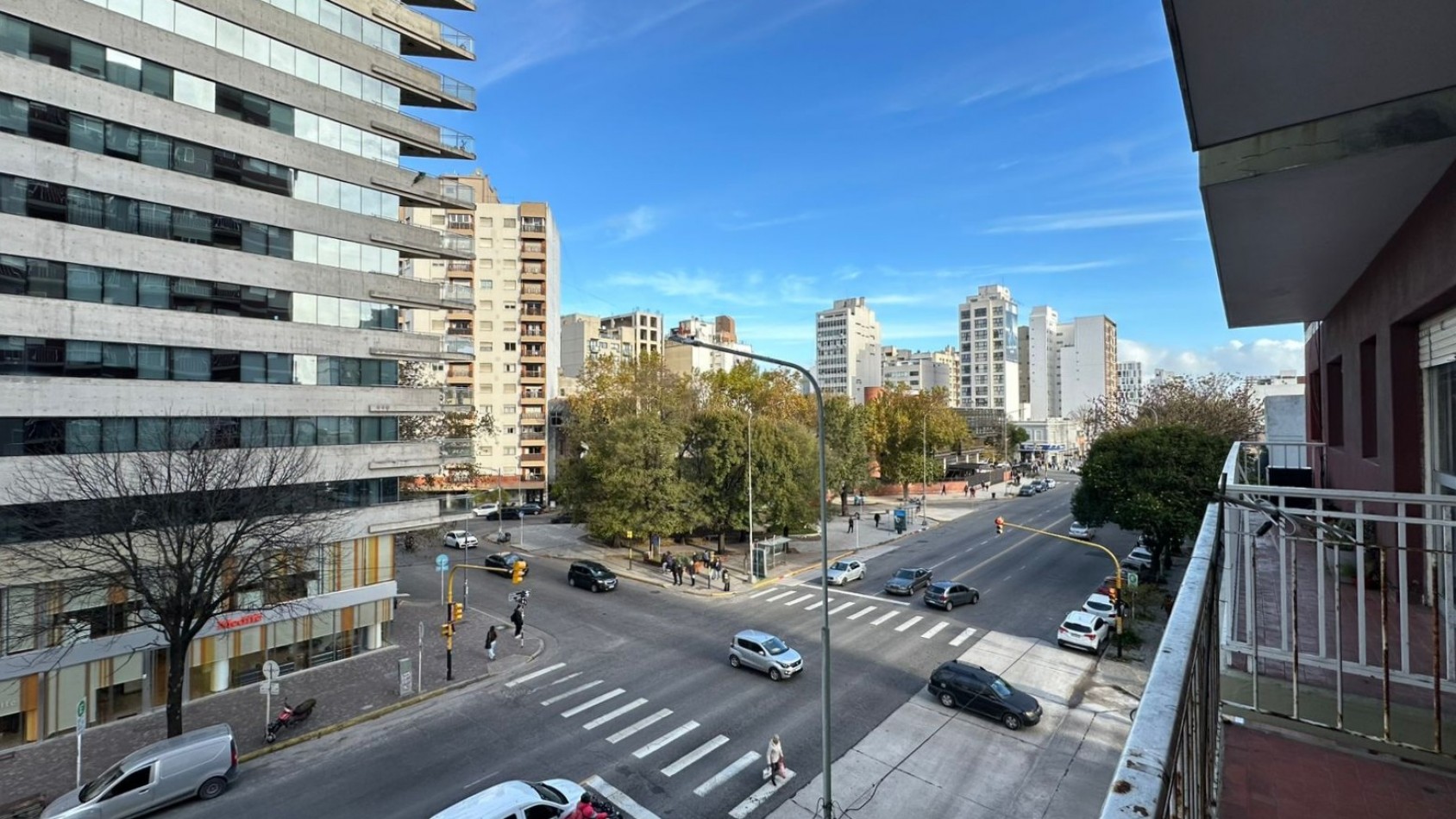 Departamento de 3 Ambientes c/Dep Servicio y Cochera
