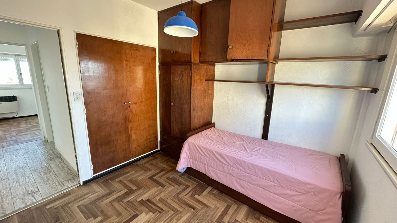 Departamento de 4 Ambientes con Balcon 
