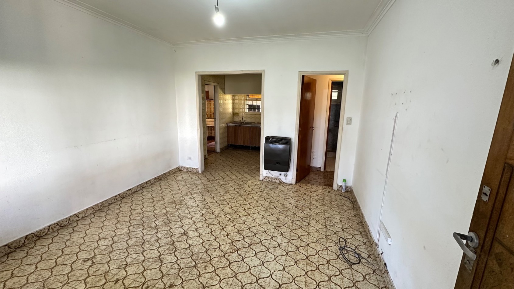 Chalet de 3 Ambientes con Garaje Doble y Parque