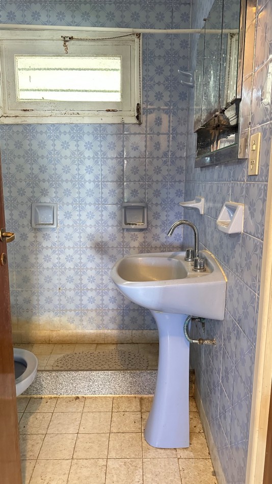 Chalet de 3 Ambientes con Garaje Doble y Parque