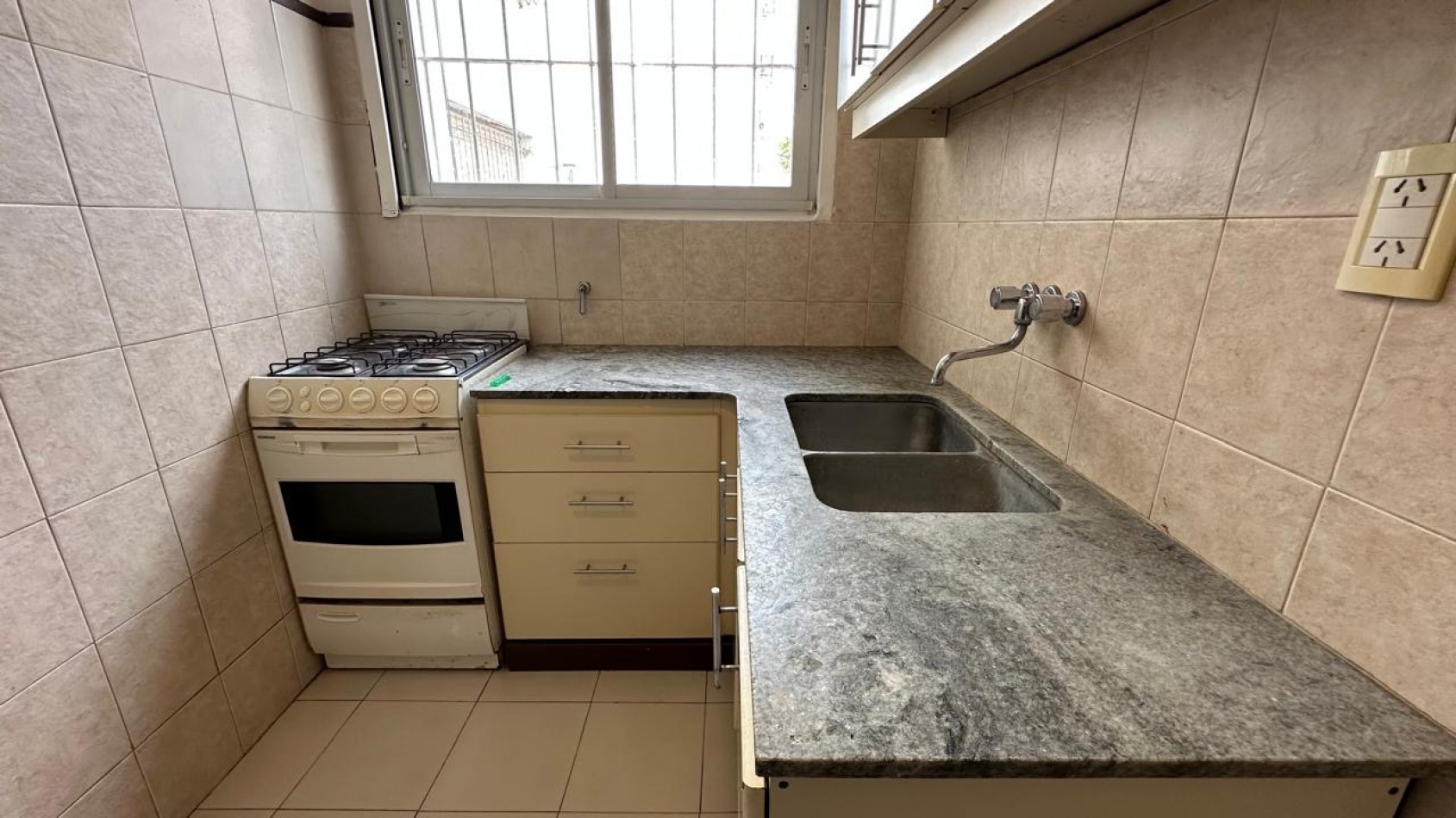 Departamento 2 Ambientes con Balcon 