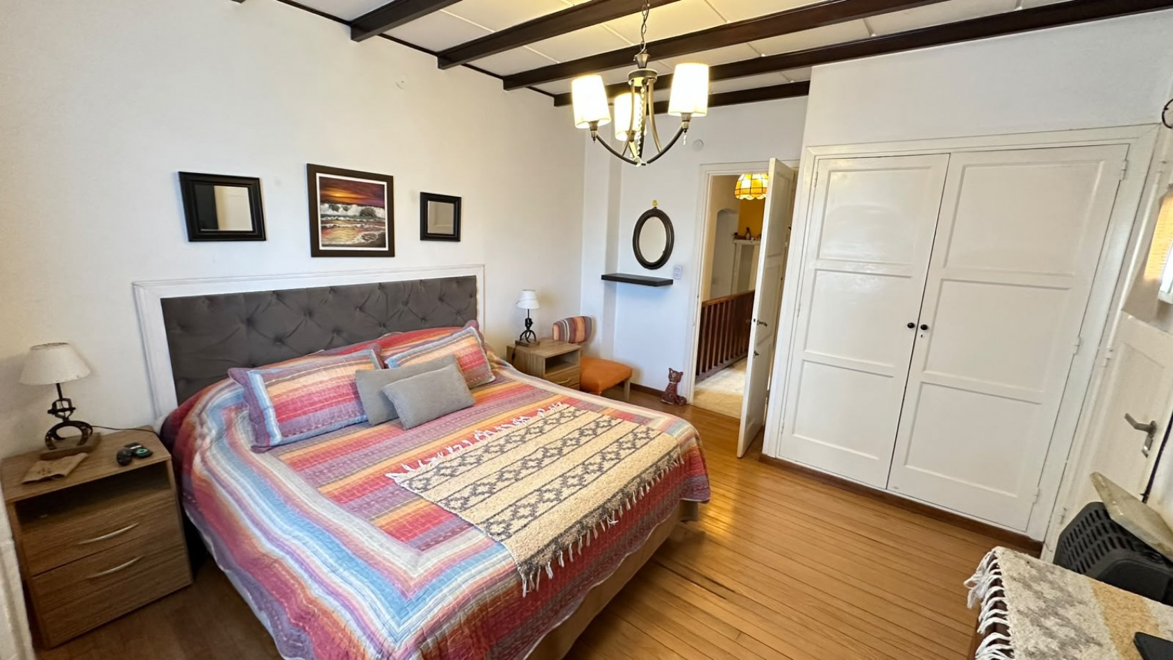 Chalet 5 Ambientes + Depto (oficina 2 ambientes) 