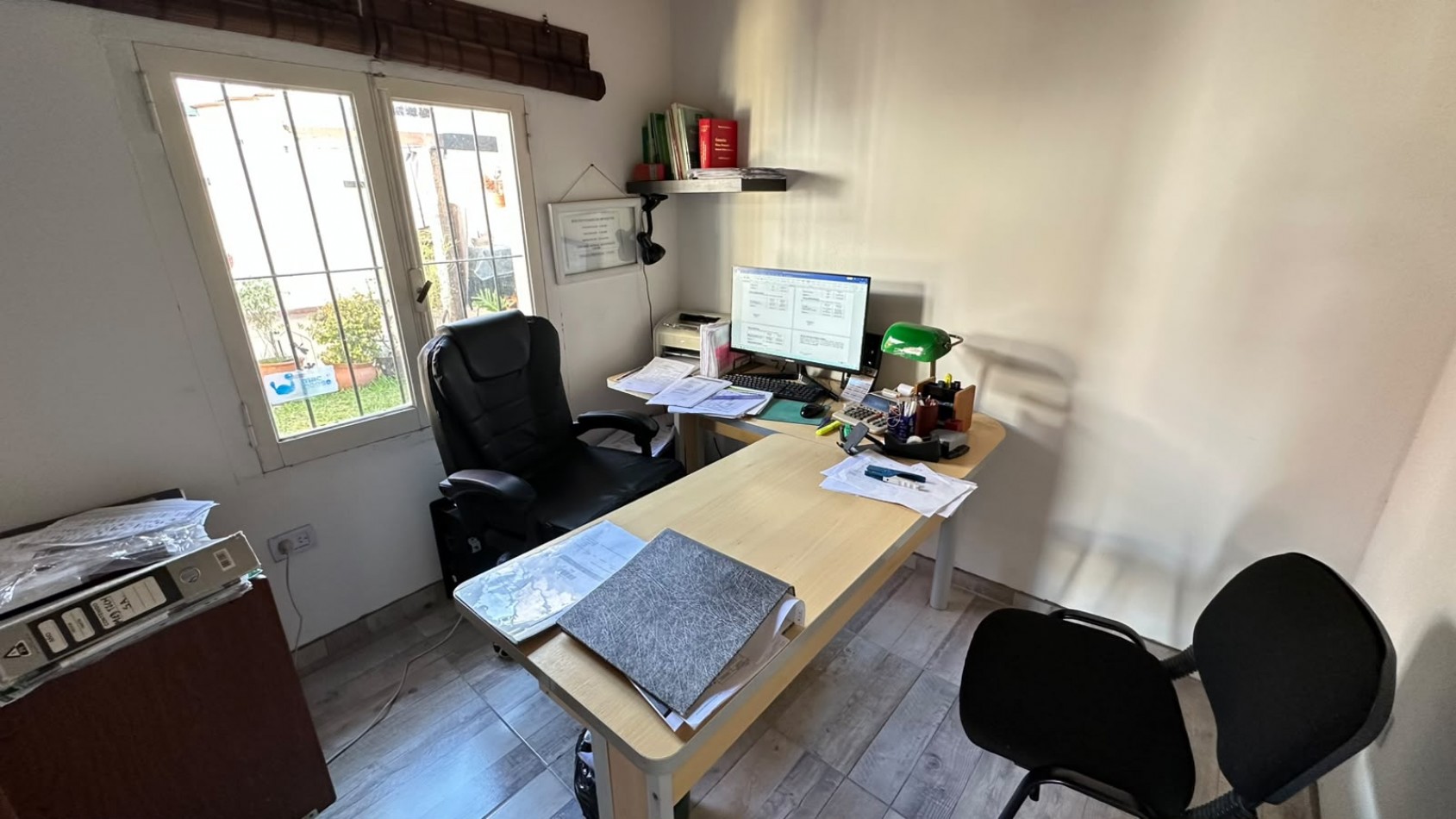 Chalet 5 Ambientes + Depto (oficina 2 ambientes) 