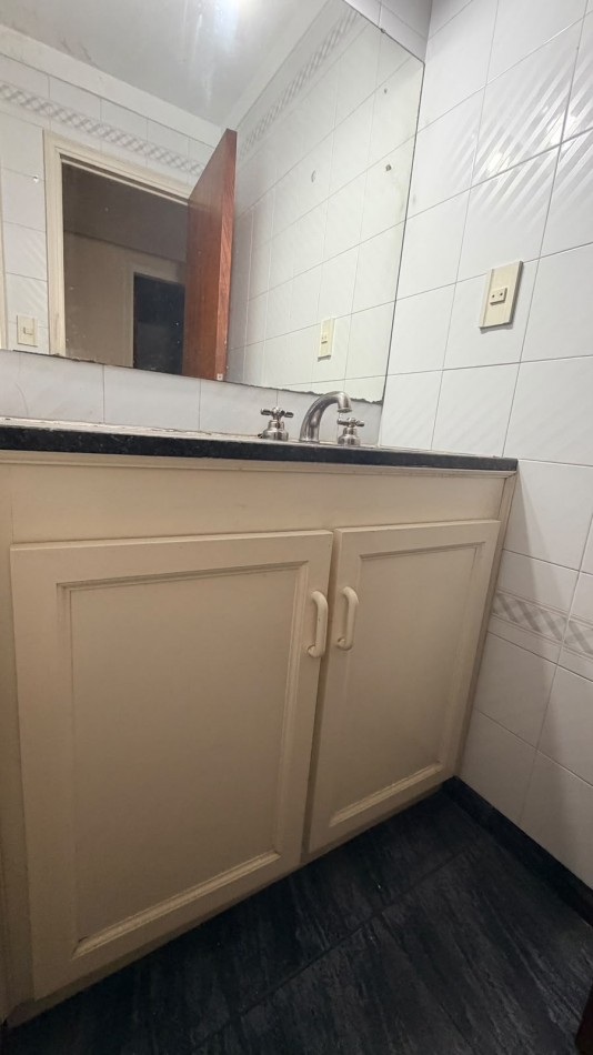 Departamento 4 Ambientes con Cochera en Plaza Mitre