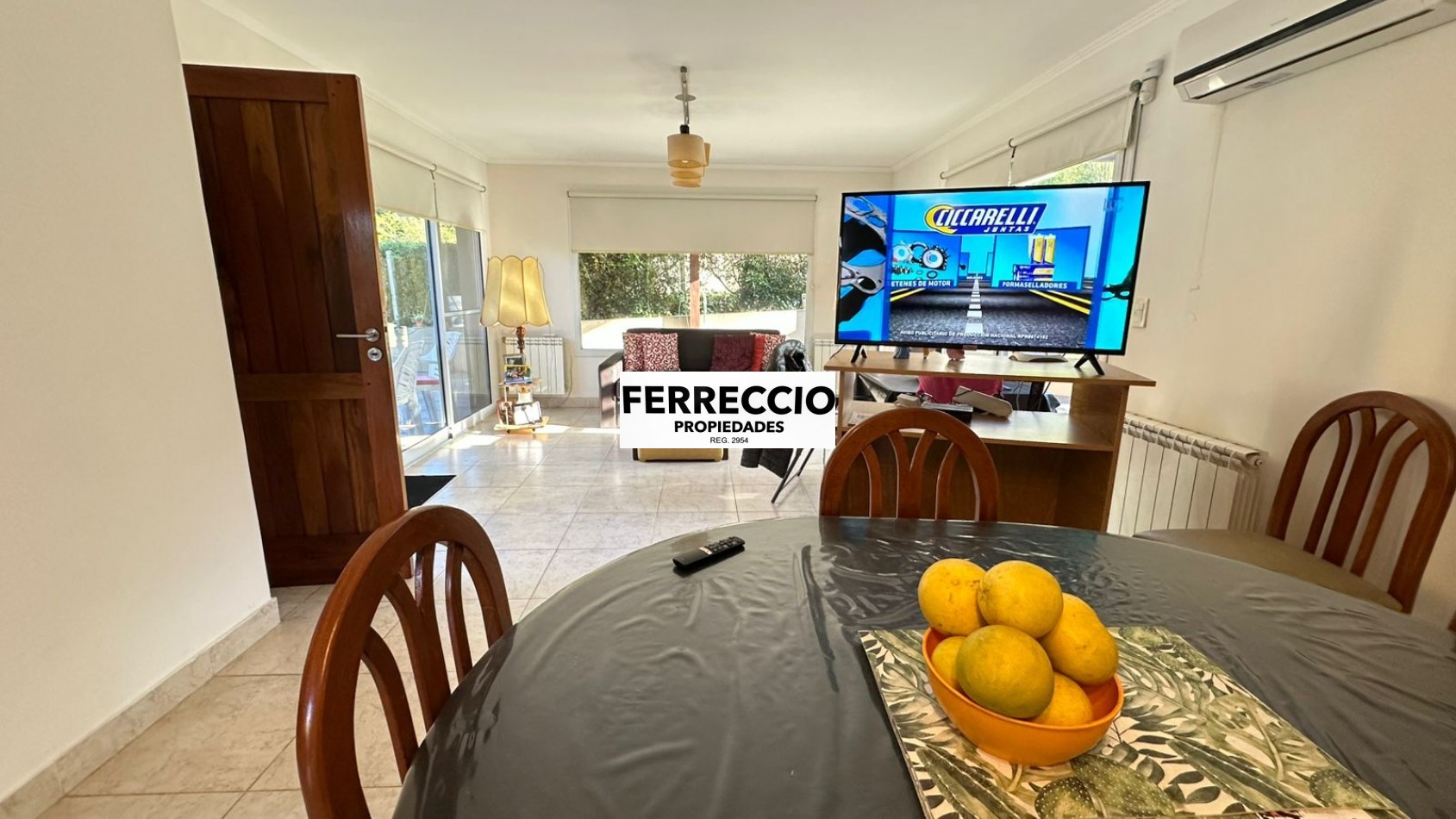 Amplio Chalet 3 Ambientes con QUINCHO y PILETA