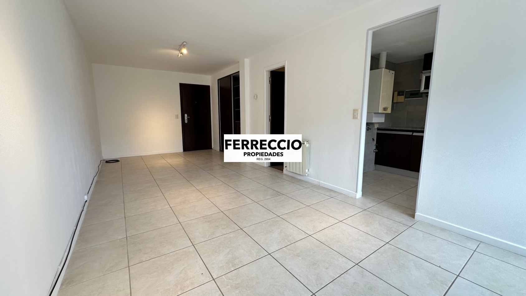 Departamento 1 Ambiente con Cochera y Baulera